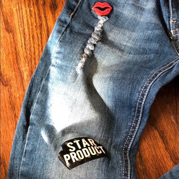 Distressed patch jeans - Picture 2 of 7